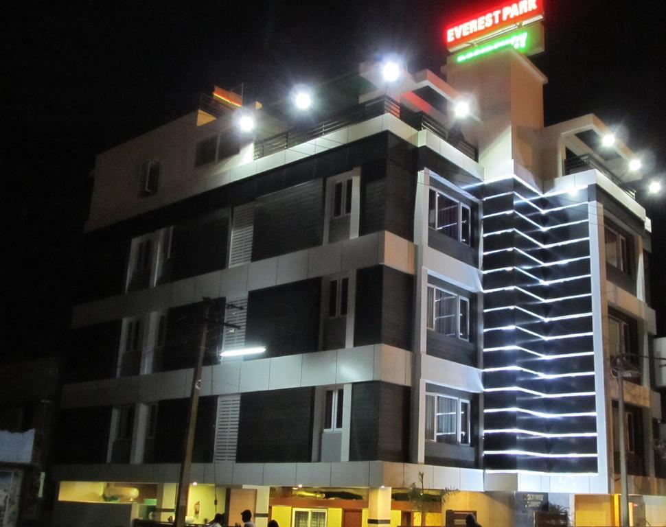 Everestparkresidency Hotel Tiruchirappalli Exterior foto